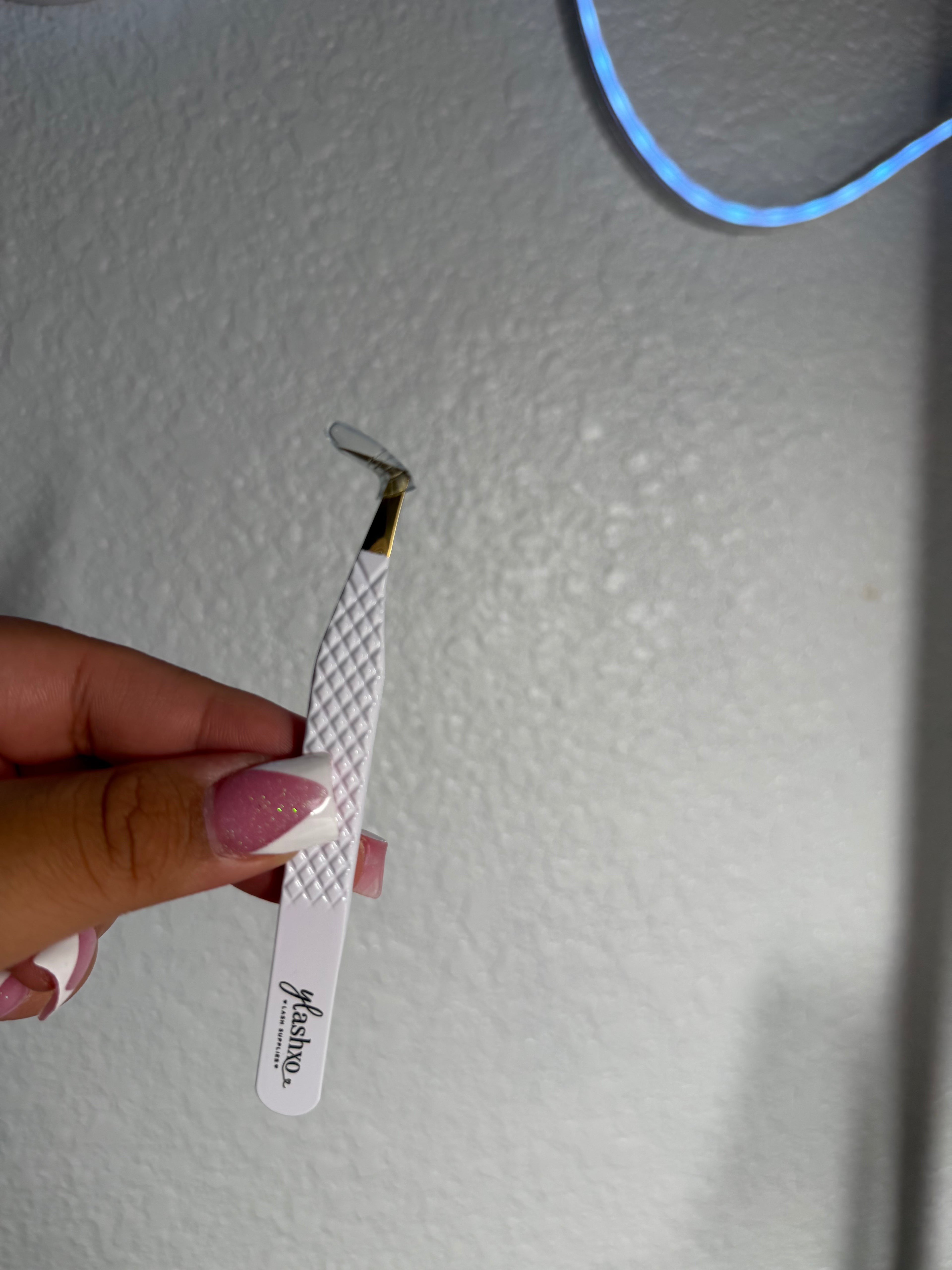 Fiber tip boot tweezer